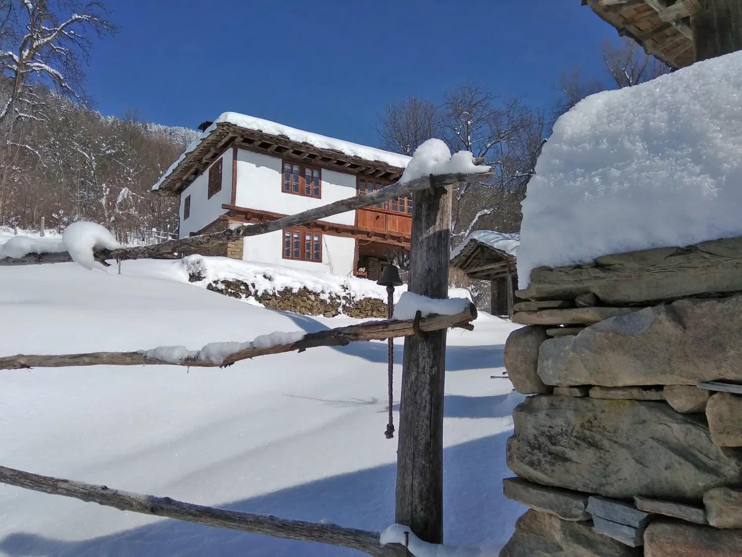 Authentic House With Stunning Mountain View - Karashka Vila Apriltsi  Exterior foto